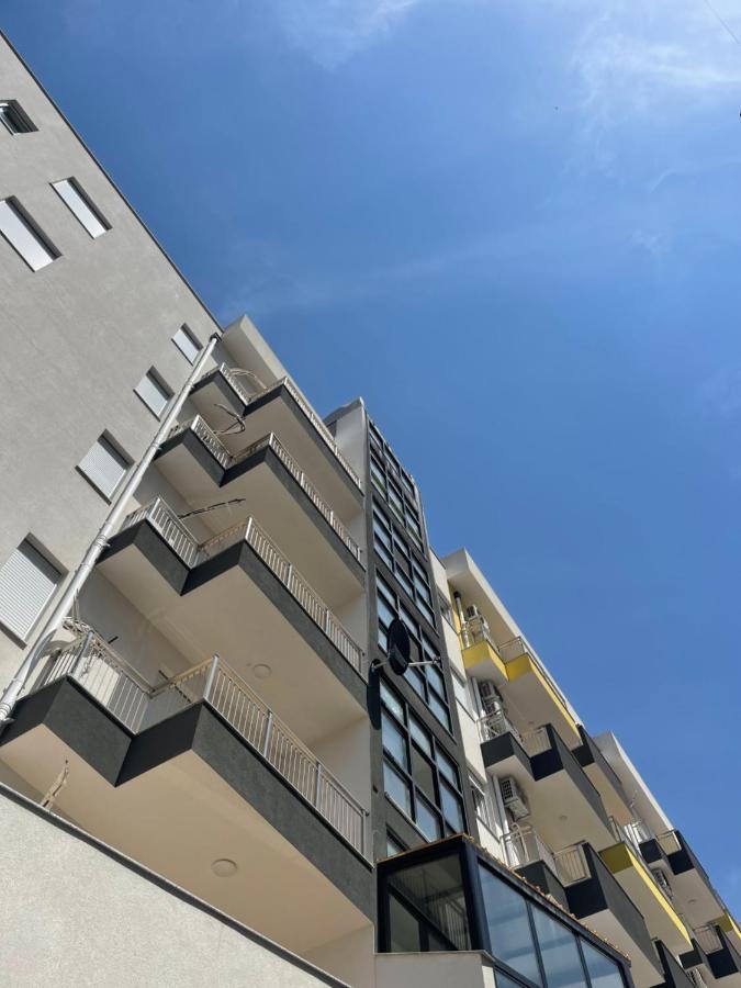Twentysix Apartment Shkodër Extérieur photo